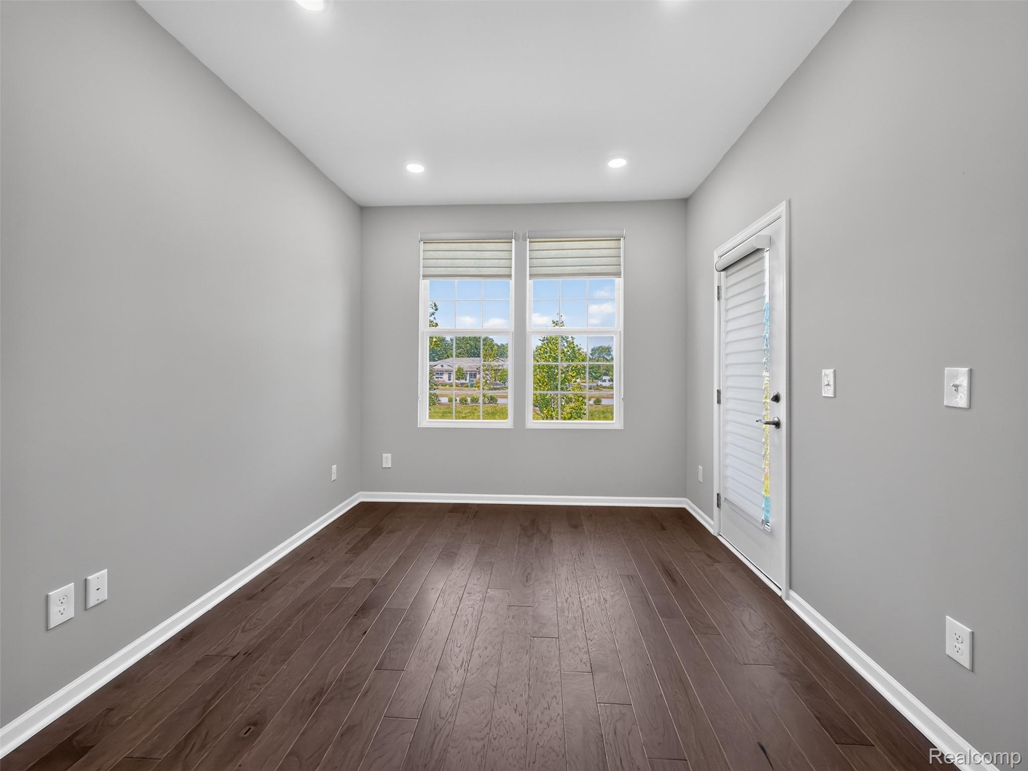 1673 Addison Circle Property Photo 19