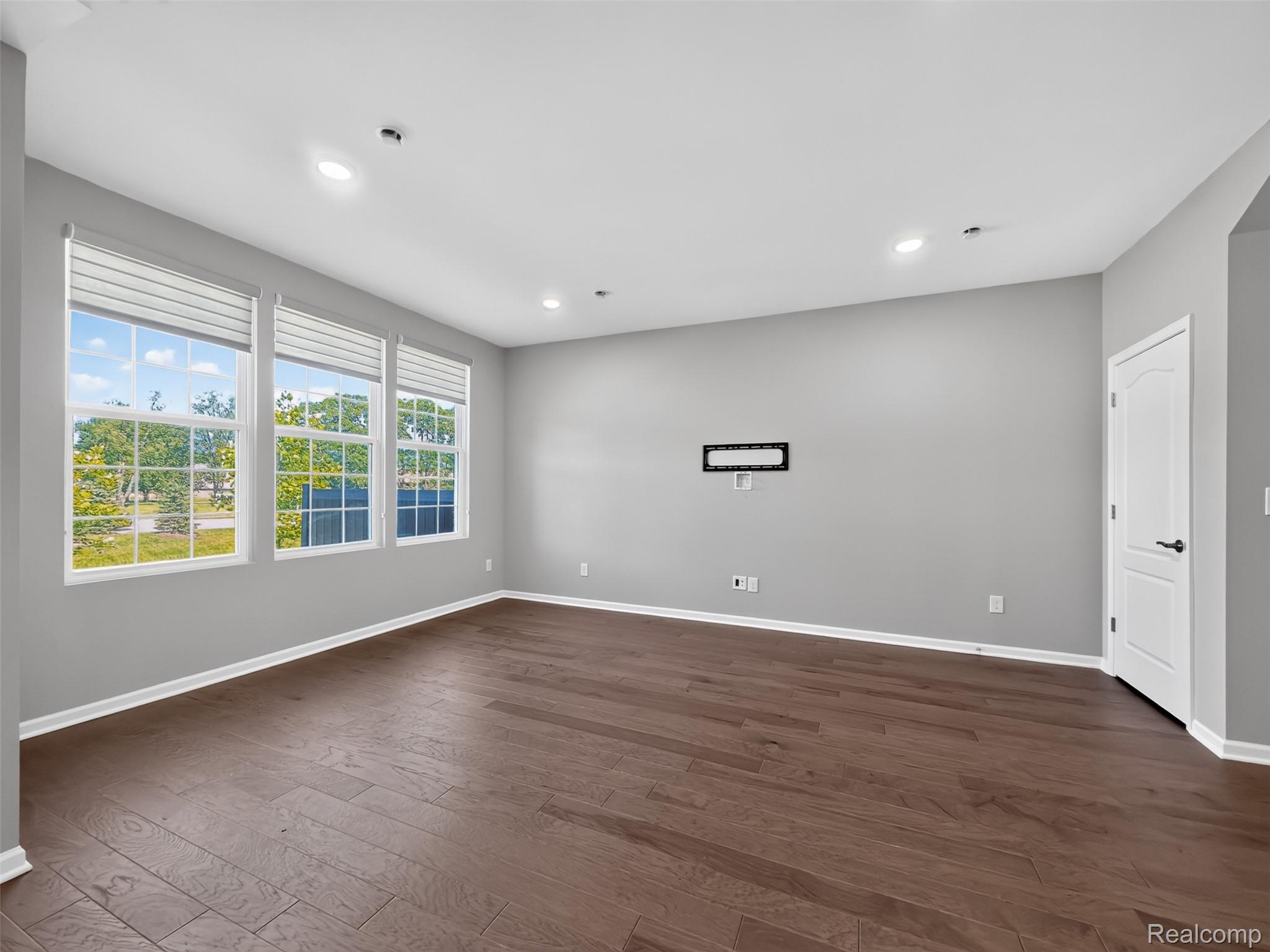 1673 Addison Circle Property Photo 21