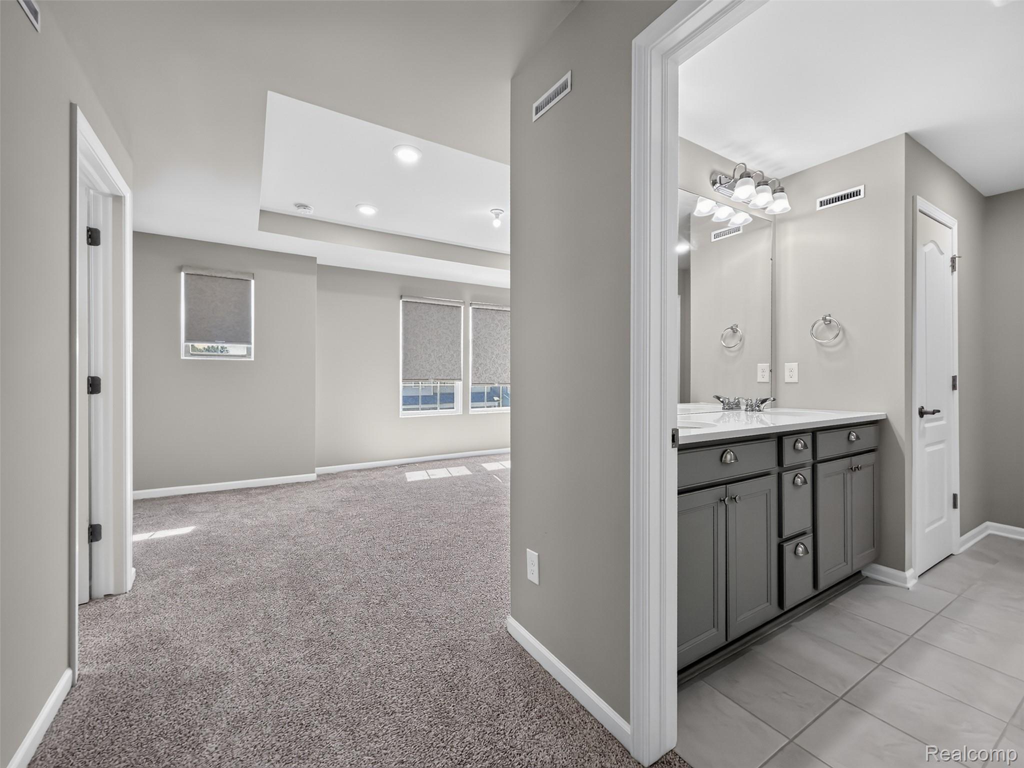 1673 Addison Circle Property Photo 30