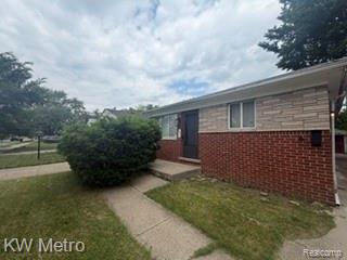 19394 Algonac Street Property Photo 1