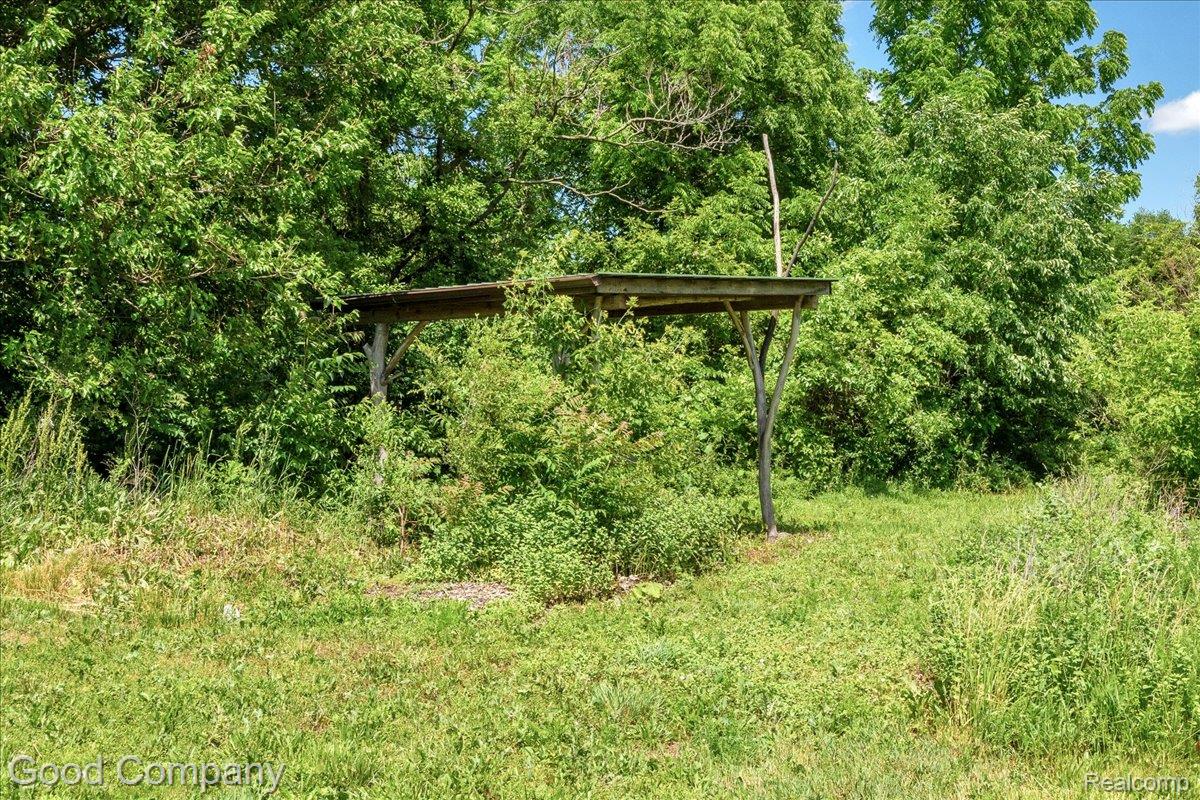 60 E Greendale Property Photo 6