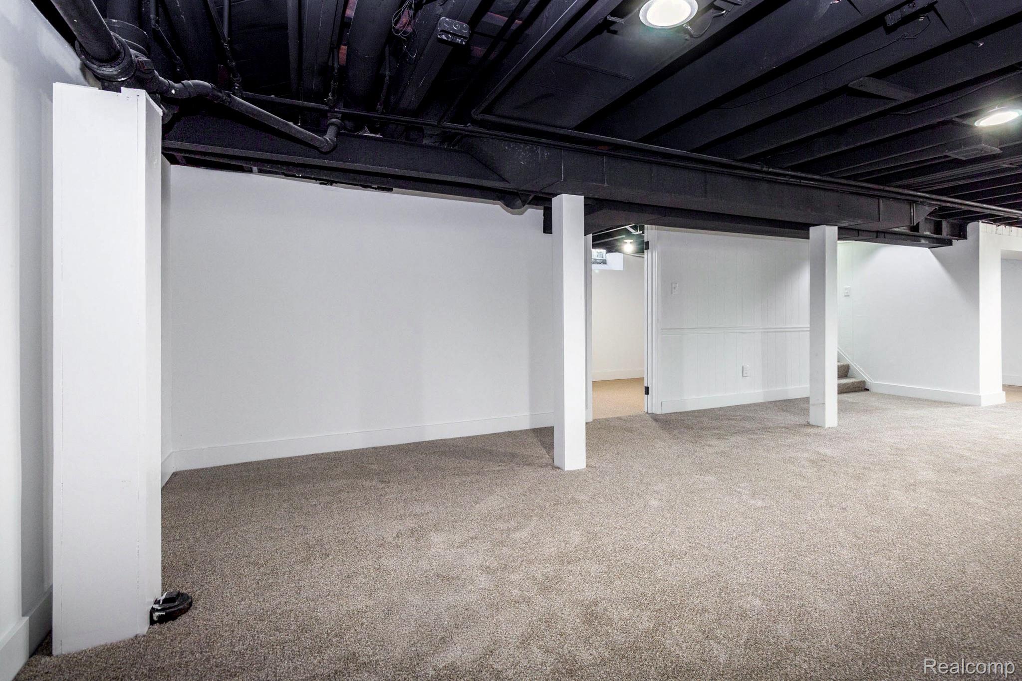 24865 Ridgecroft Avenue Property Photo 23