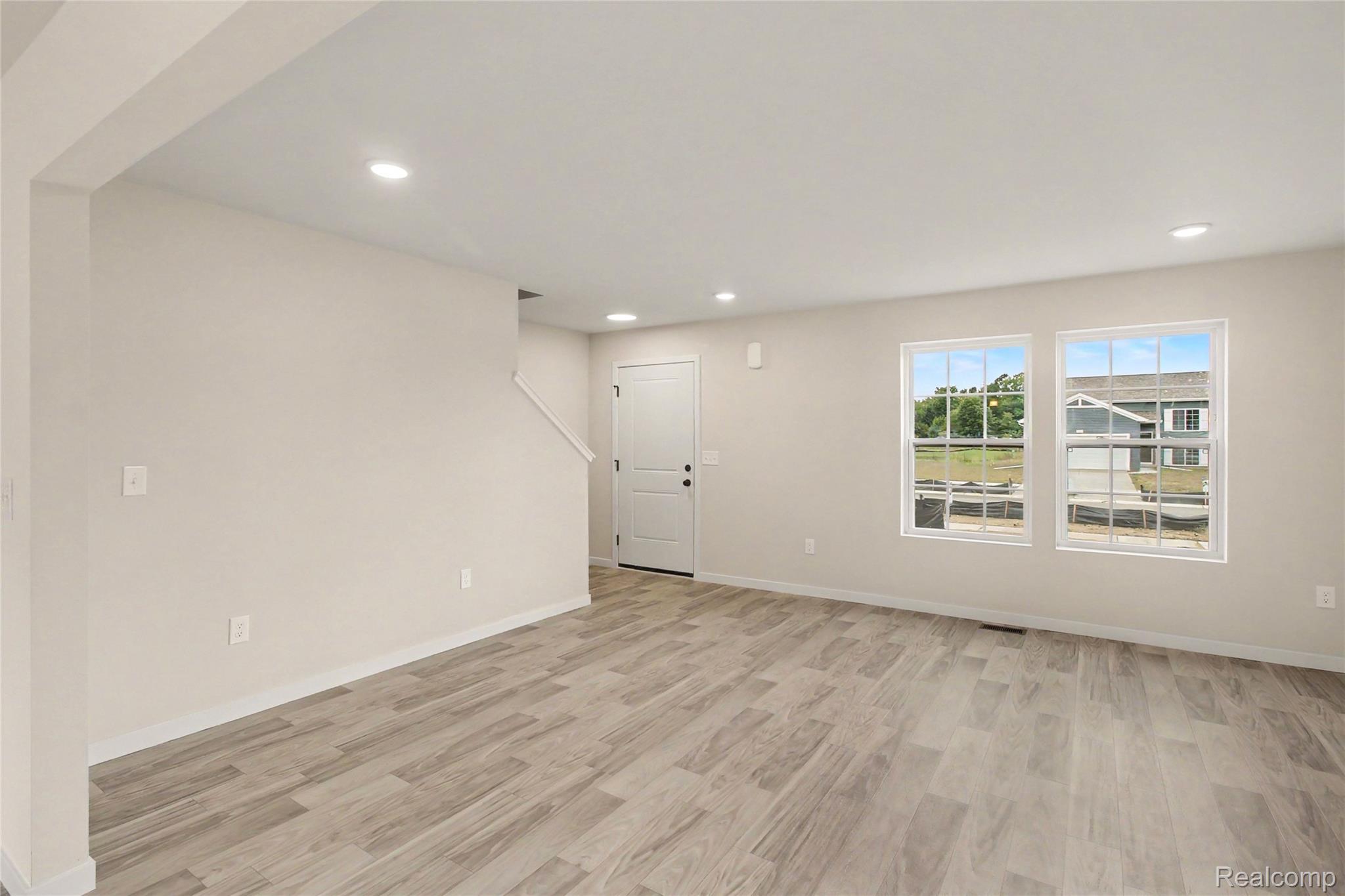 1217 Lockes Street Property Photo 2