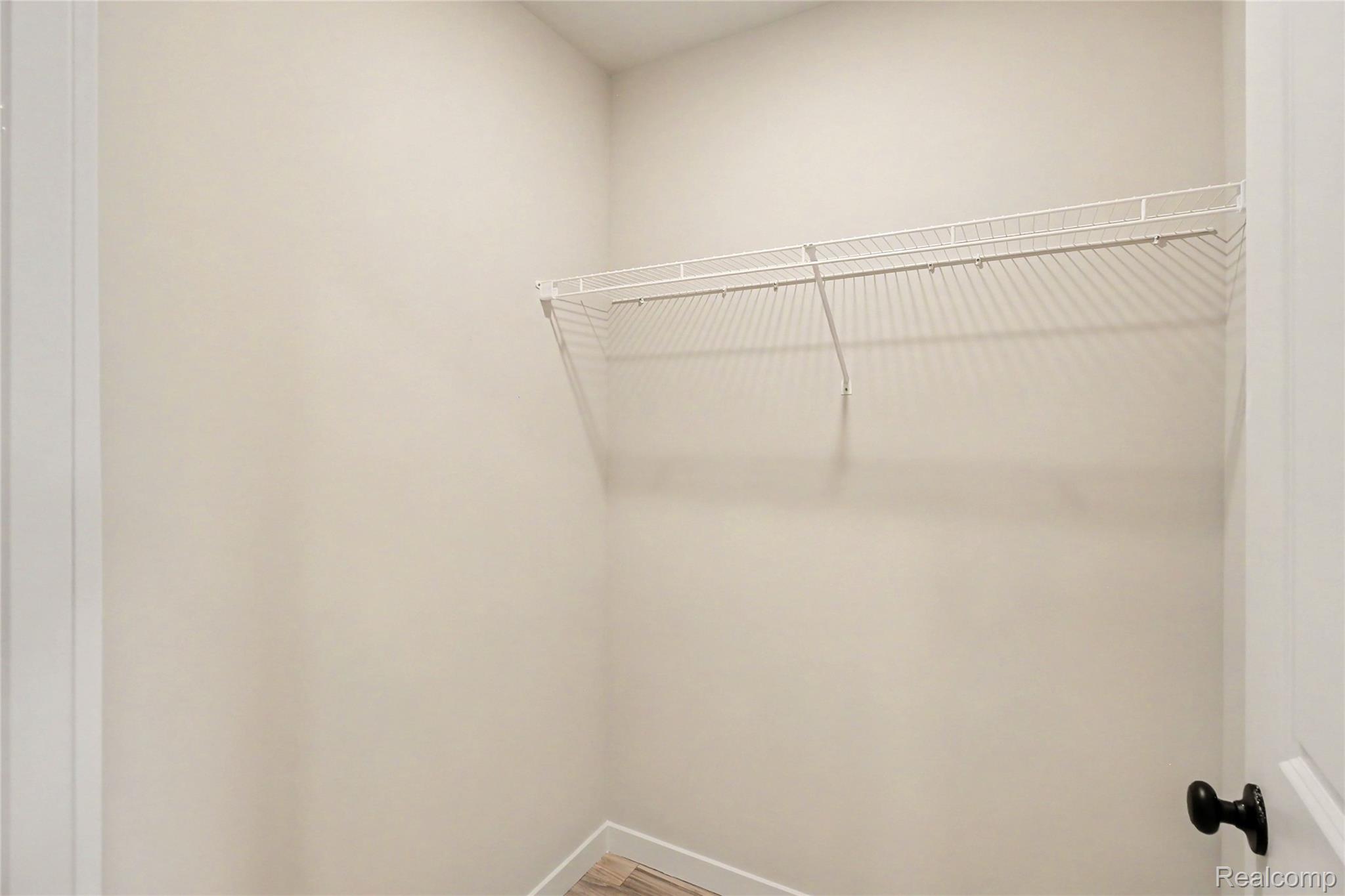 1217 Lockes Street Property Photo 8