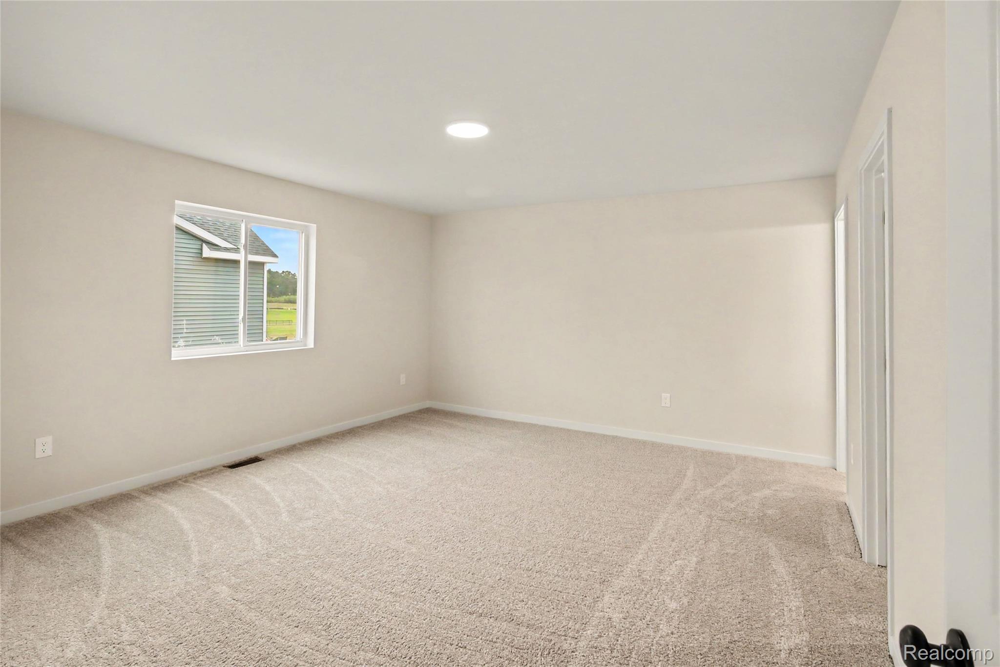 1217 Lockes Street Property Photo 11