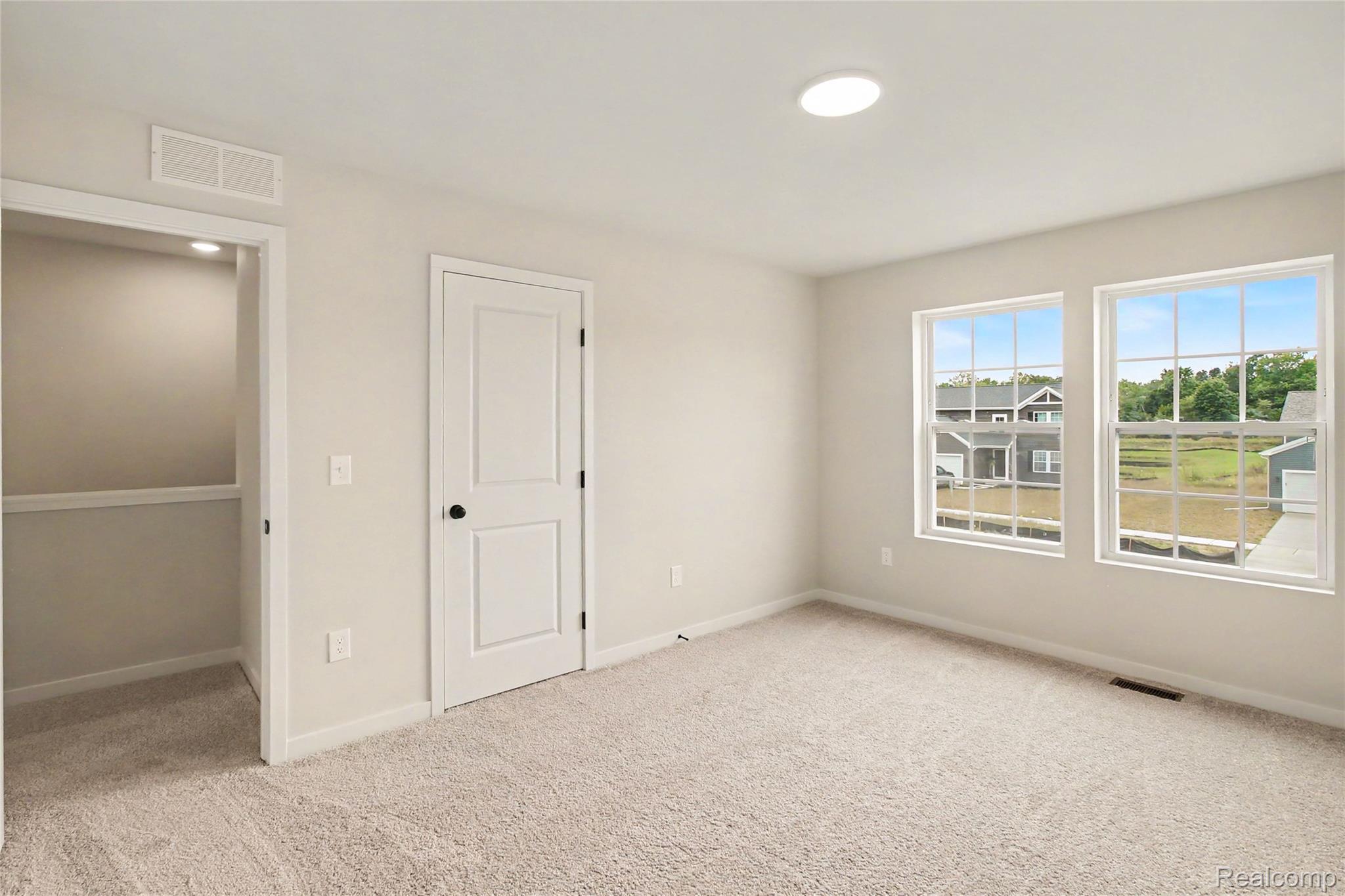 1217 Lockes Street Property Photo 17