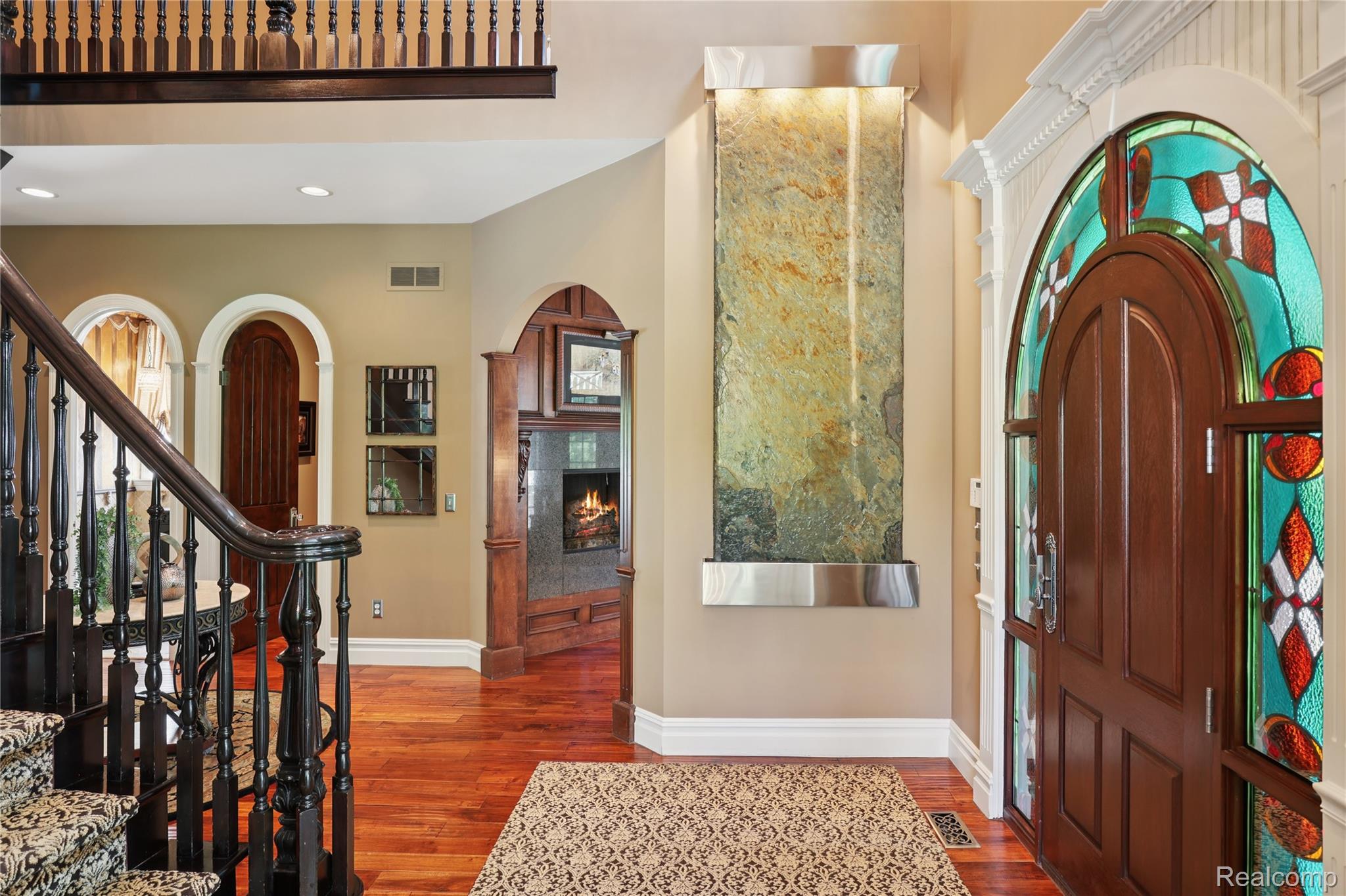 744 Thayer Boulevard Property Photo 7