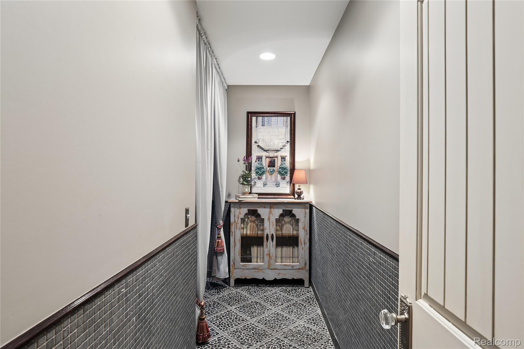 744 Thayer Boulevard Property Photo 61