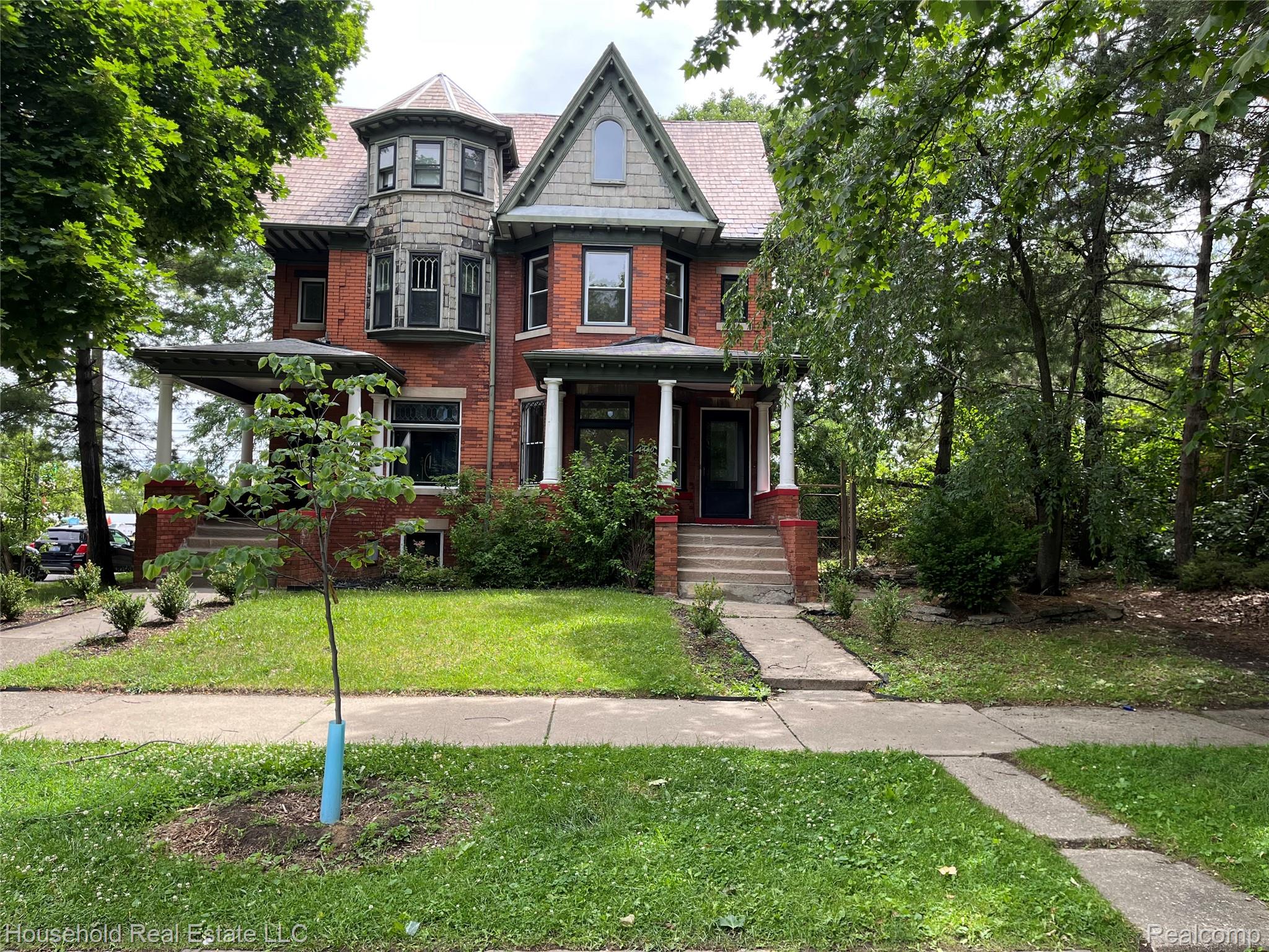 4440 Commonwealth Street Property Photo 1