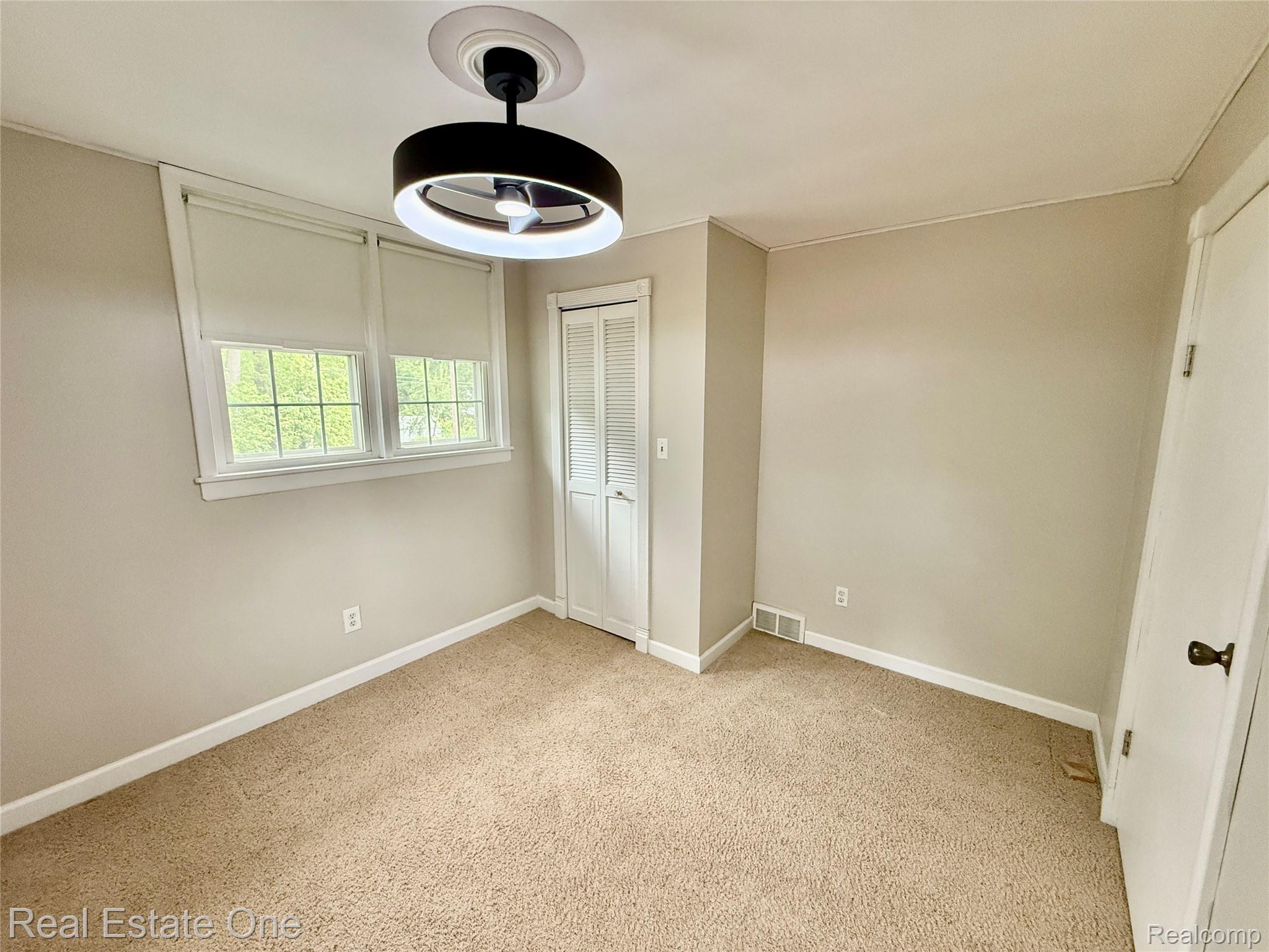 865 Grant Avenue Property Photo 44