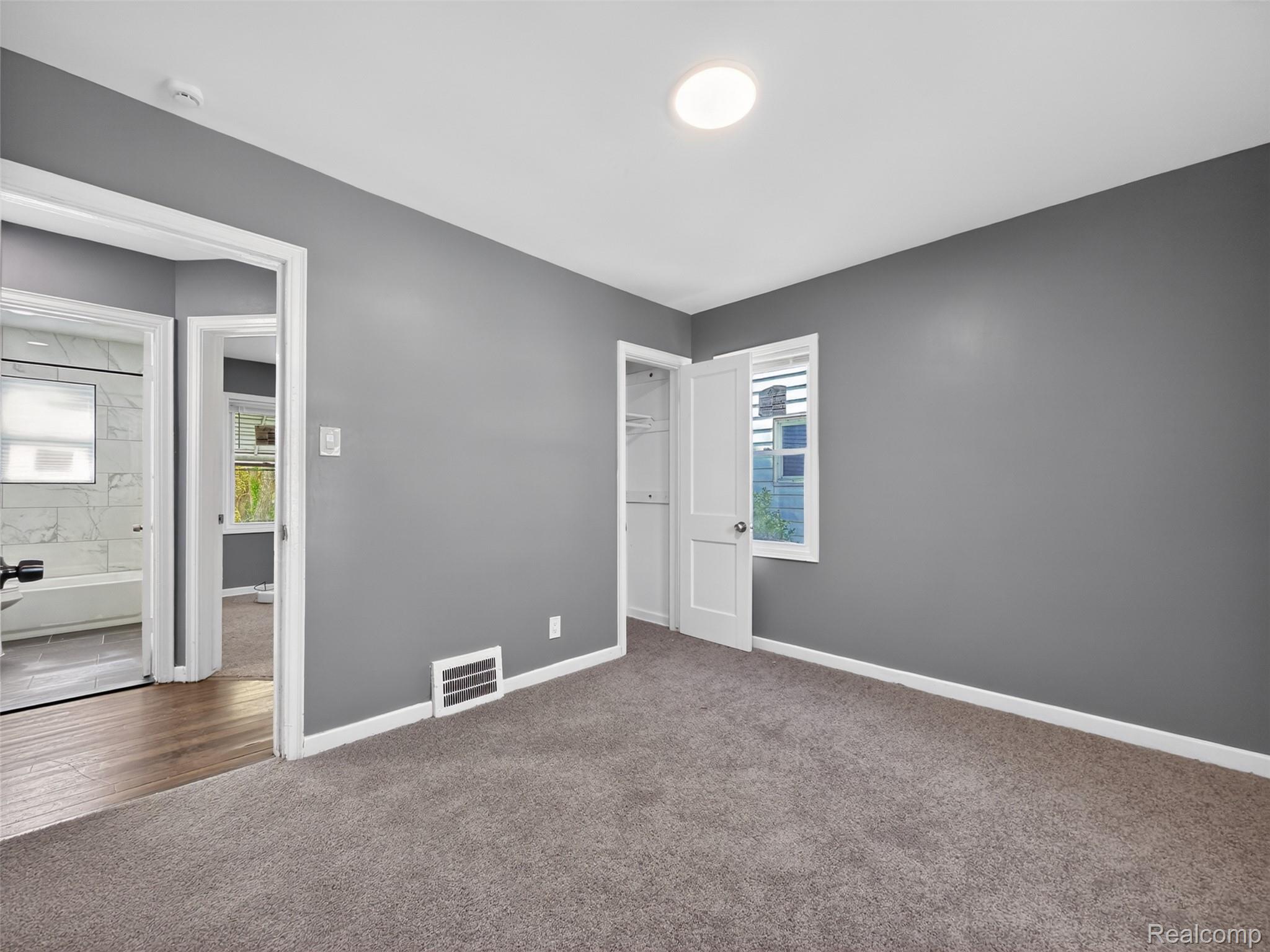 20553 Hamburg Street Property Photo 11