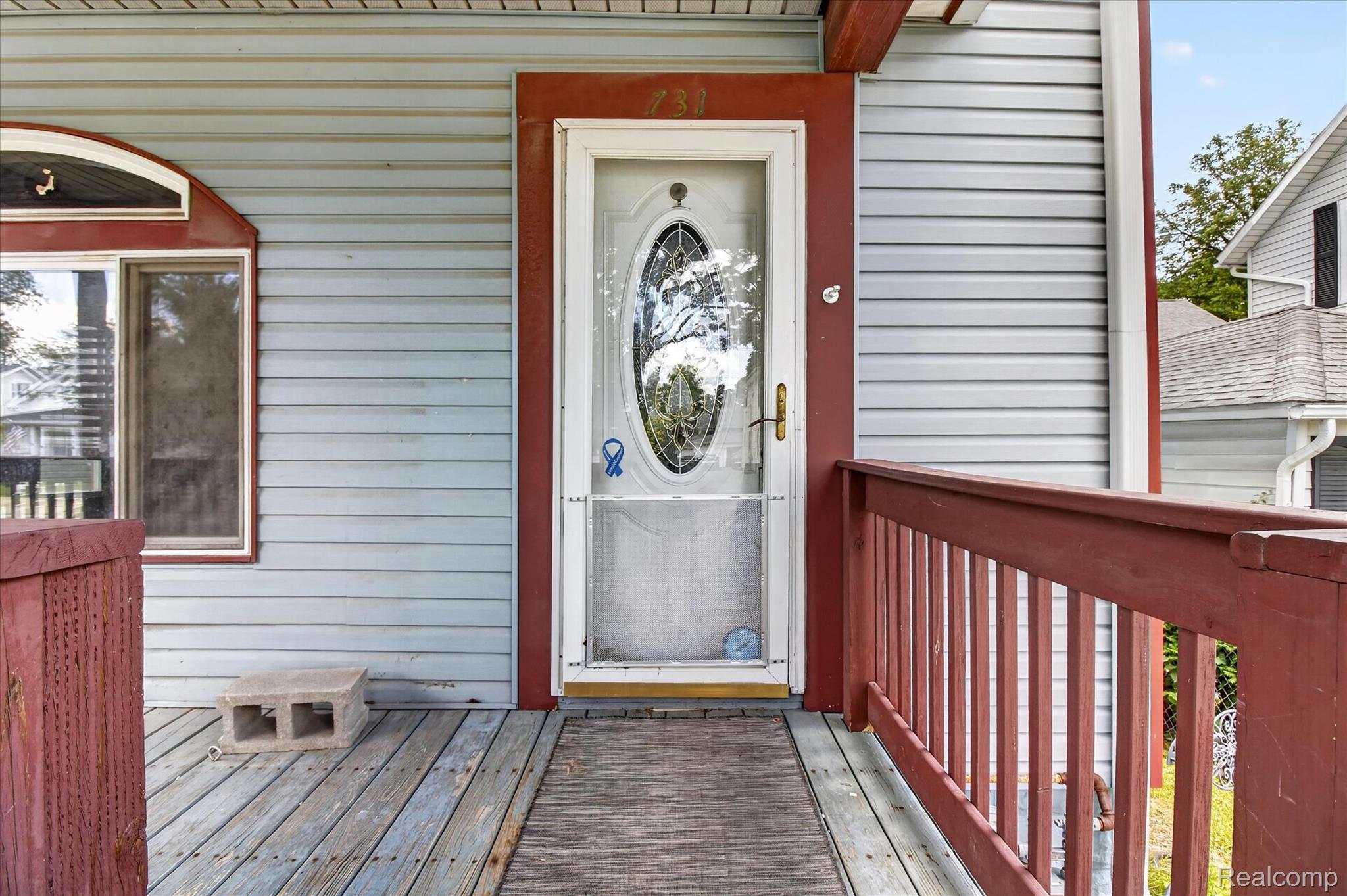 731 Union Street Property Photo 6