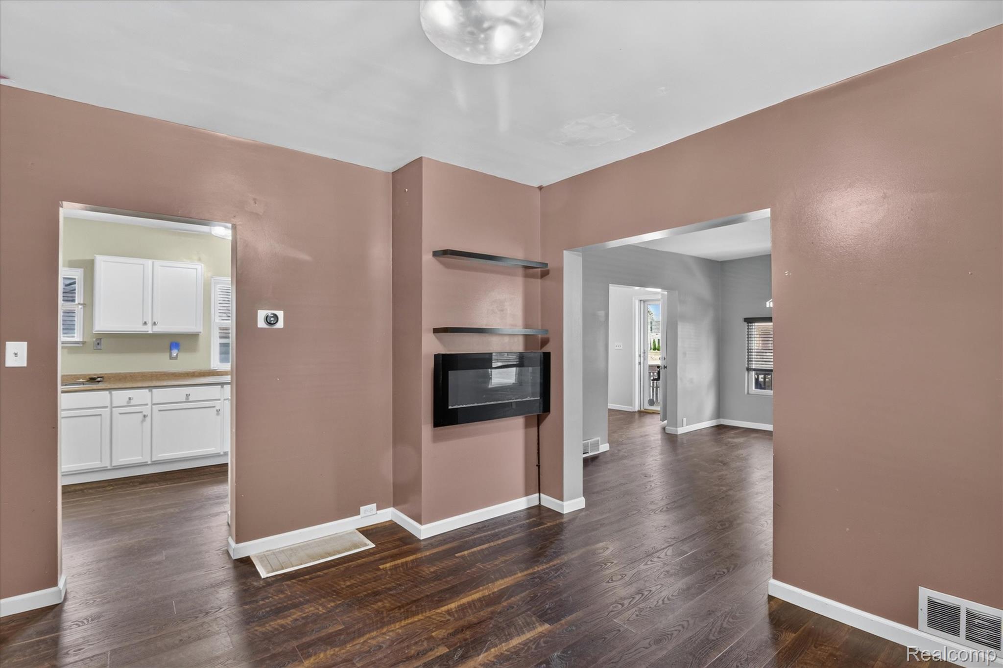 731 Union Street Property Photo 13