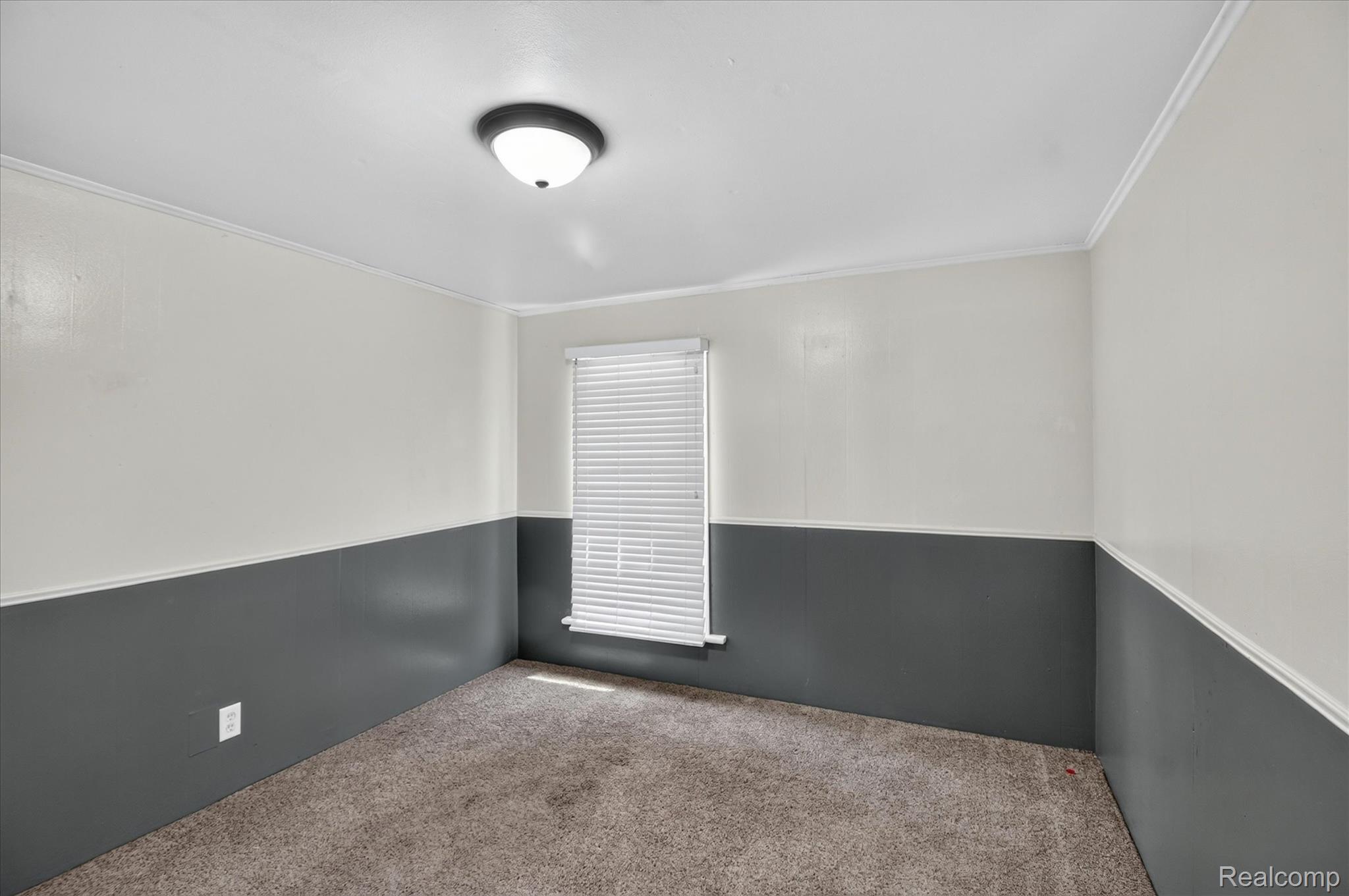 731 Union Street Property Photo 26