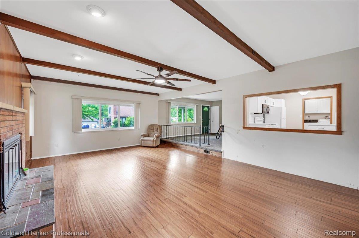 470 Oak Grove Drive Property Photo 13