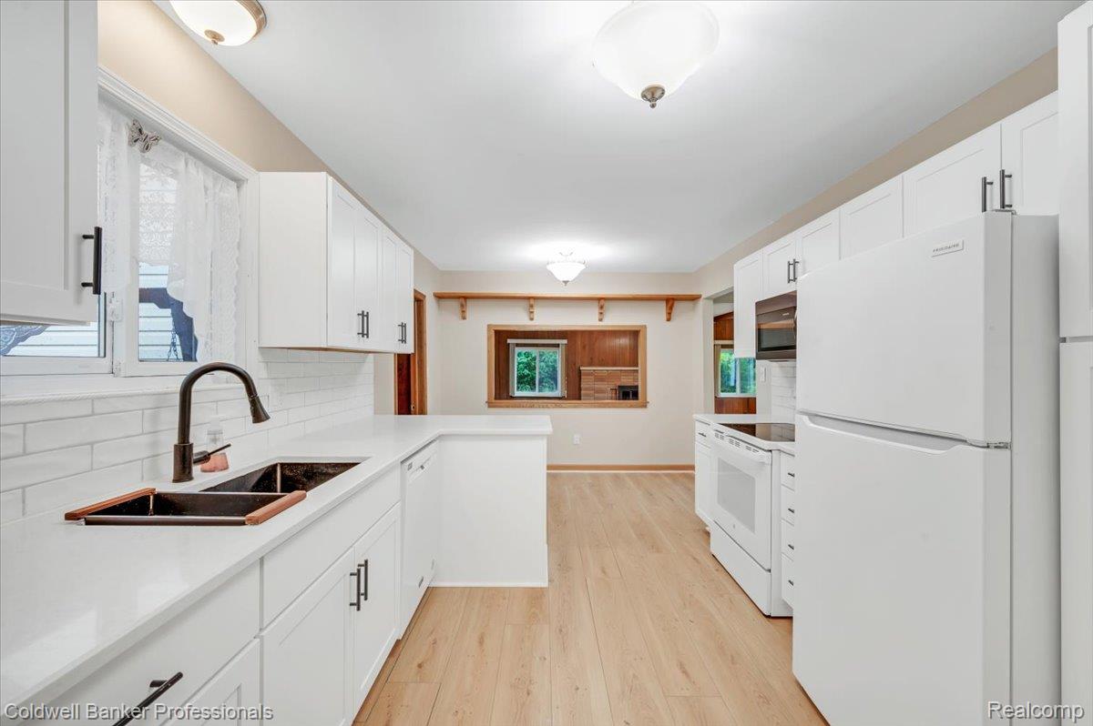 470 Oak Grove Drive Property Photo 16