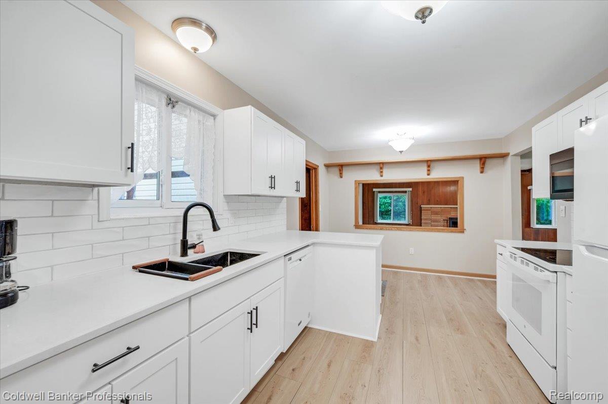 470 Oak Grove Drive Property Photo 17
