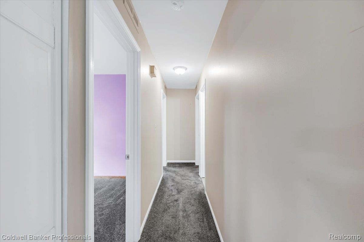 470 Oak Grove Drive Property Photo 23