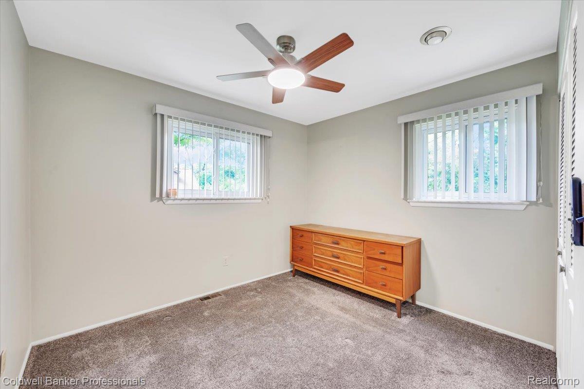 470 Oak Grove Drive Property Photo 24