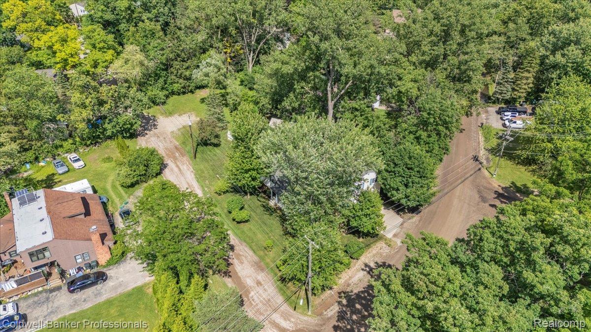 470 Oak Grove Drive Property Photo 32