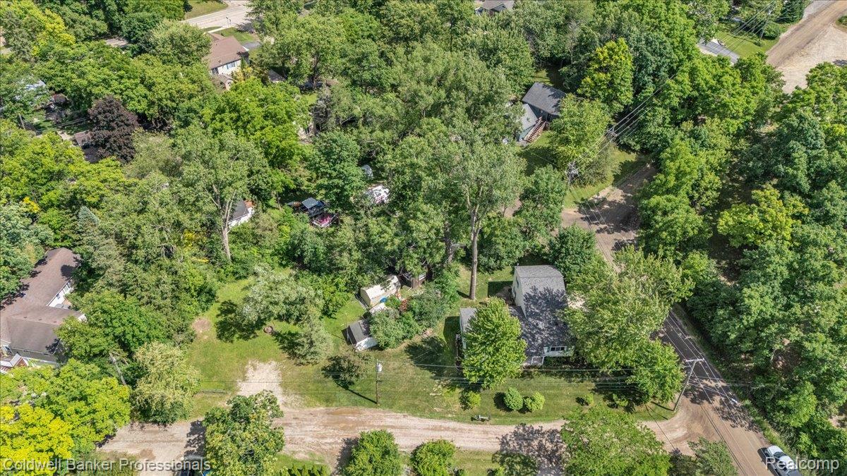 470 Oak Grove Drive Property Photo 33