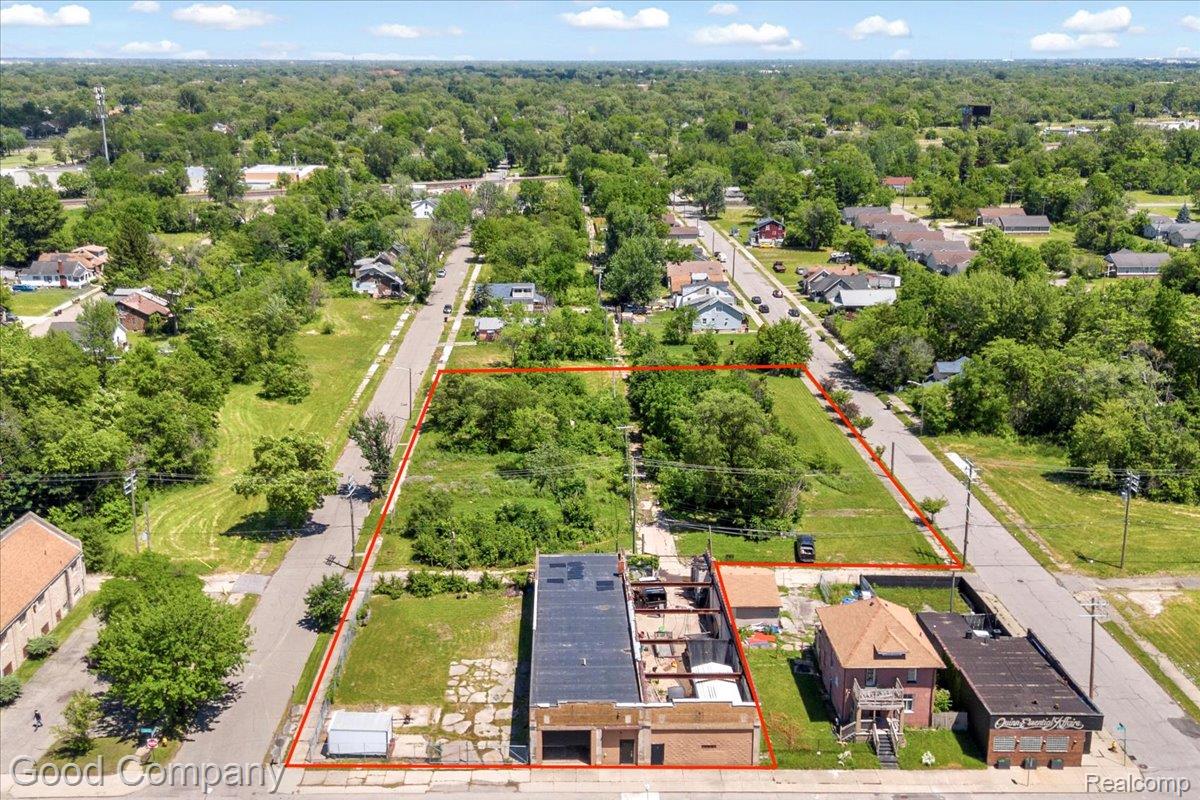 18326 John R Street Property Photo 1