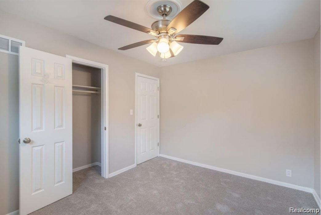 3624 Lynn Street Property Photo 16