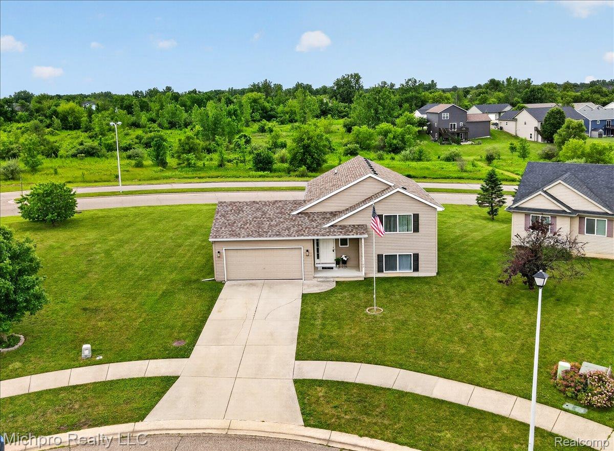 1180 Cimmaron Court Property Photo 2