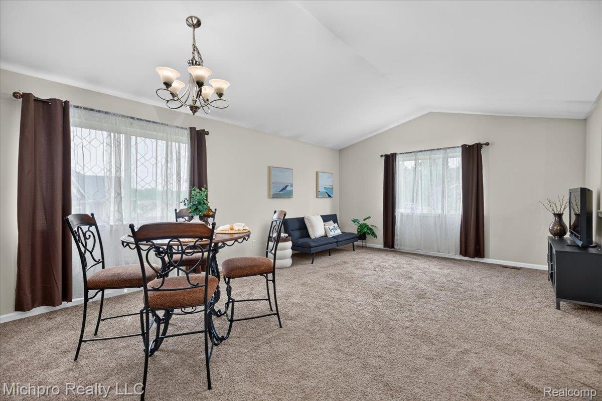 1180 Cimmaron Court Property Photo 10