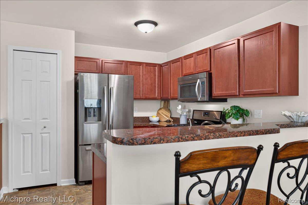 1180 Cimmaron Court Property Photo 12