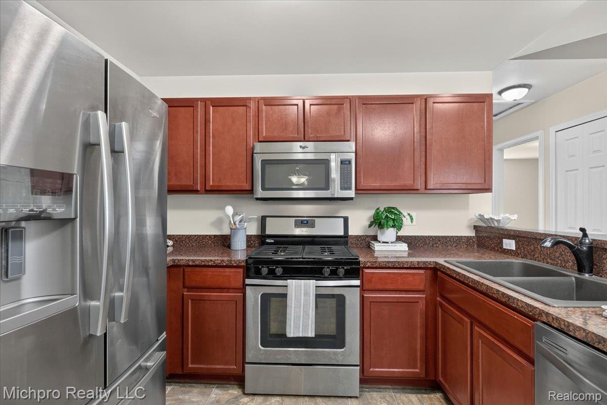 1180 Cimmaron Court Property Photo 13