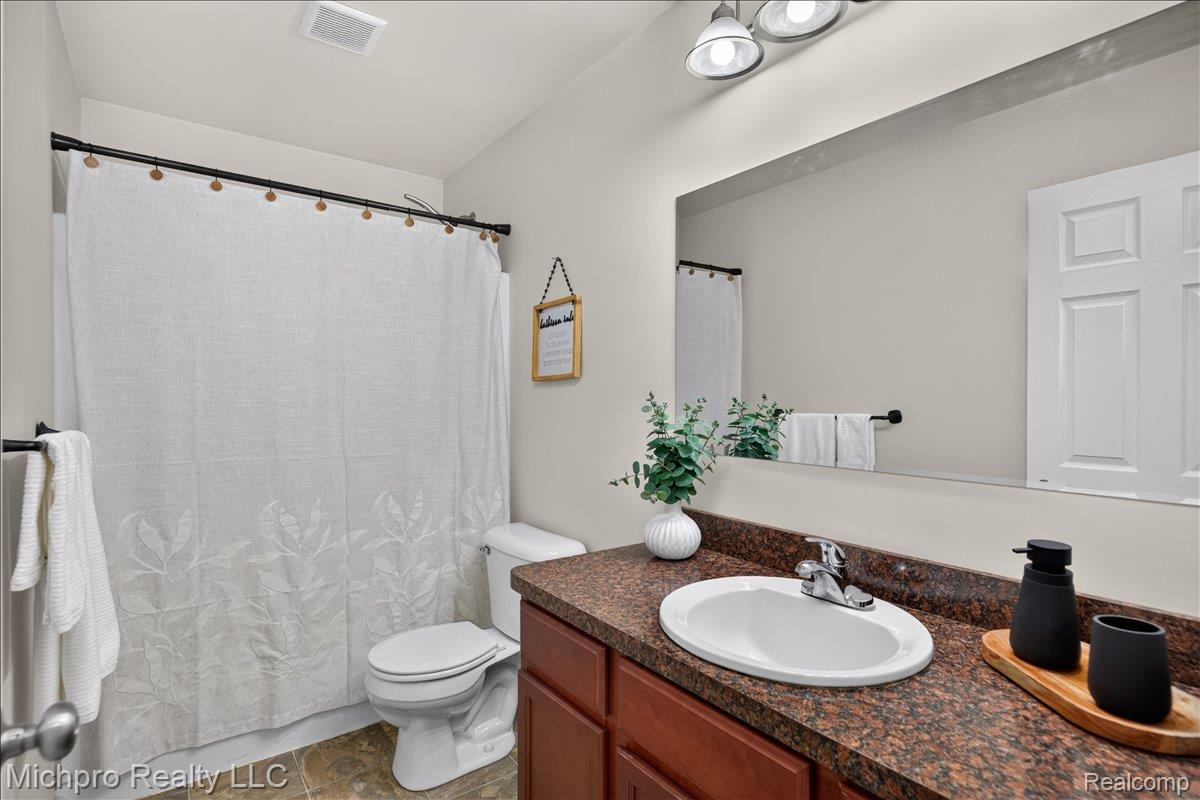 1180 Cimmaron Court Property Photo 19