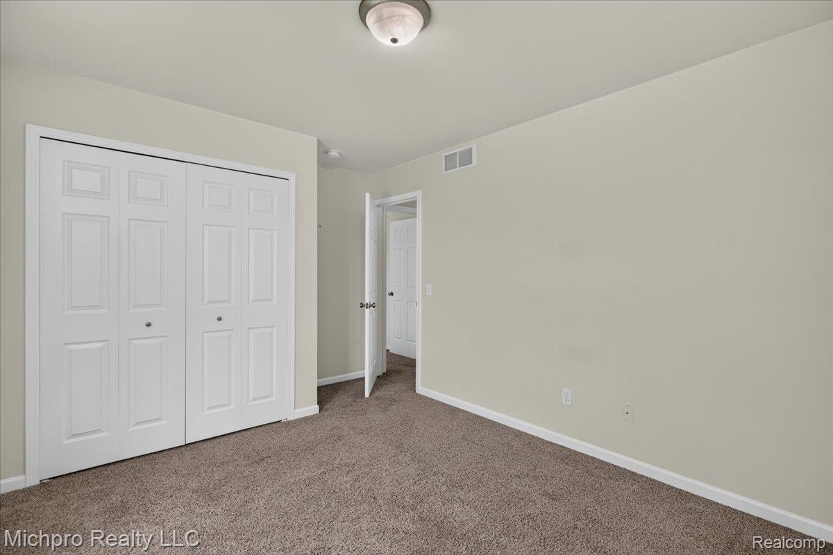1180 Cimmaron Court Property Photo 20