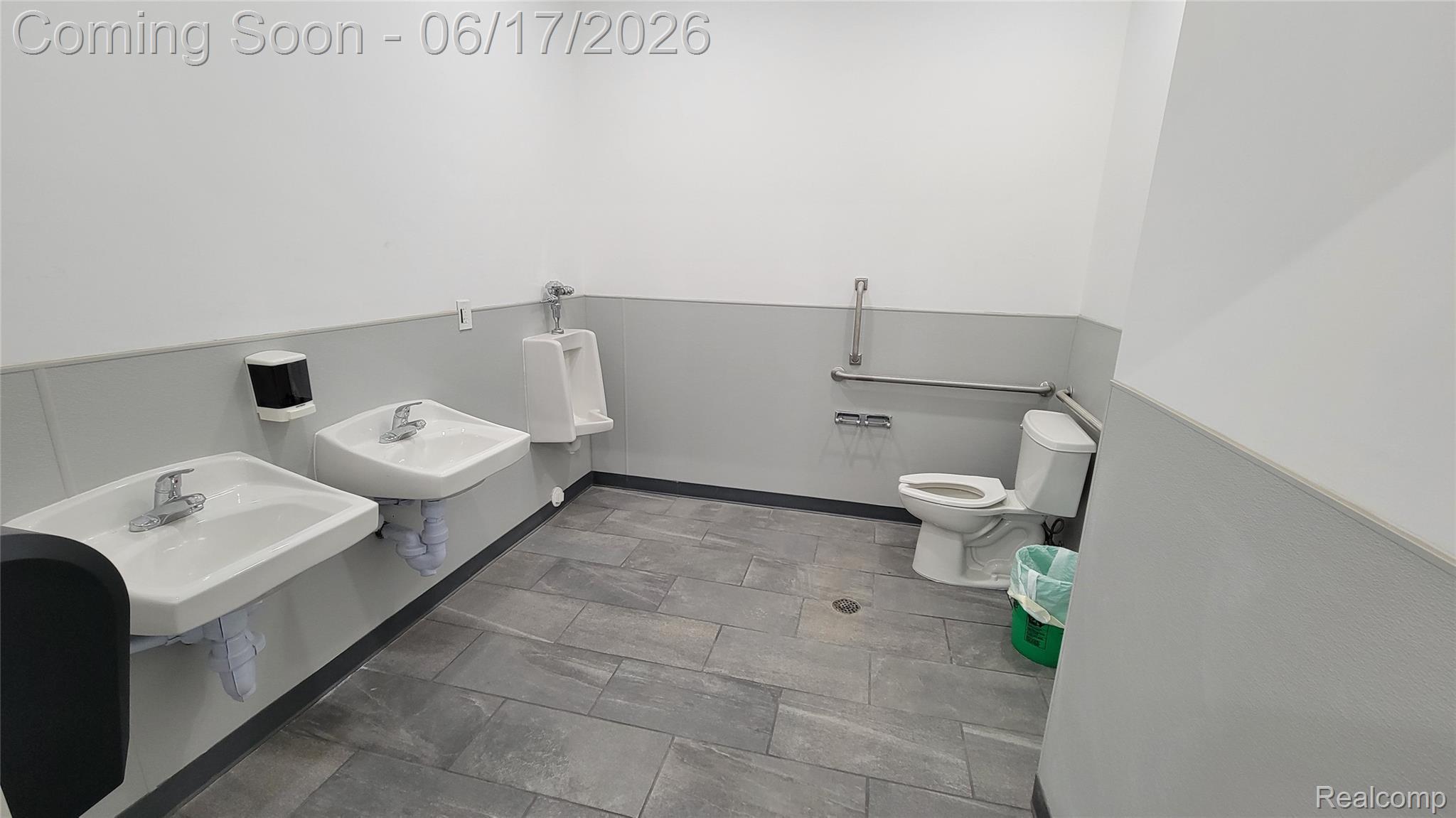 16749, 16755 & 16771 Middlebelt Road Property Photo 16