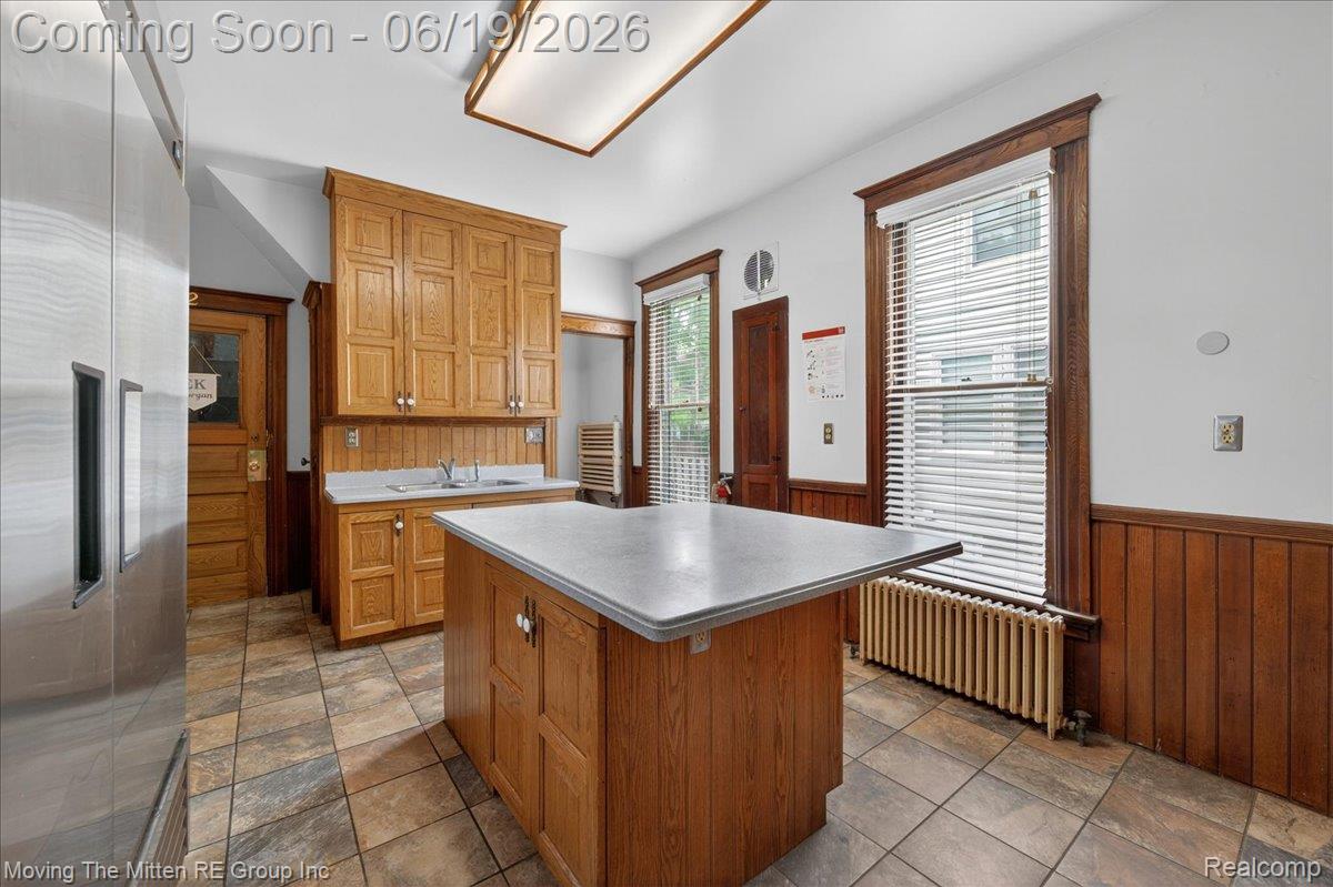 415 W Forest Avenue Property Photo 10