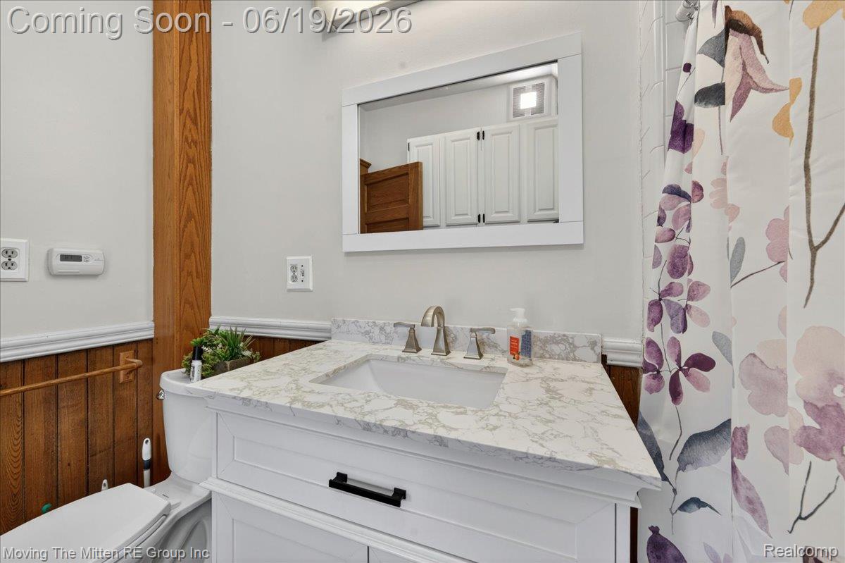 415 W Forest Avenue Property Photo 22