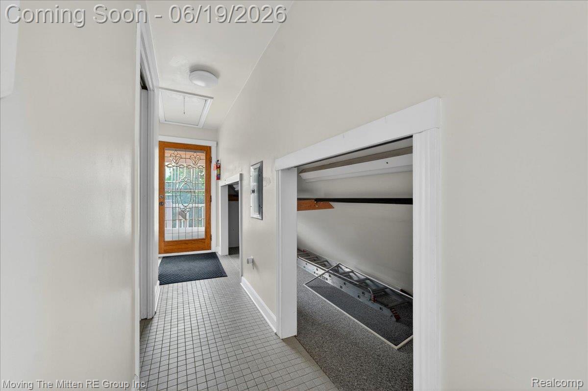 415 W Forest Avenue Property Photo 25