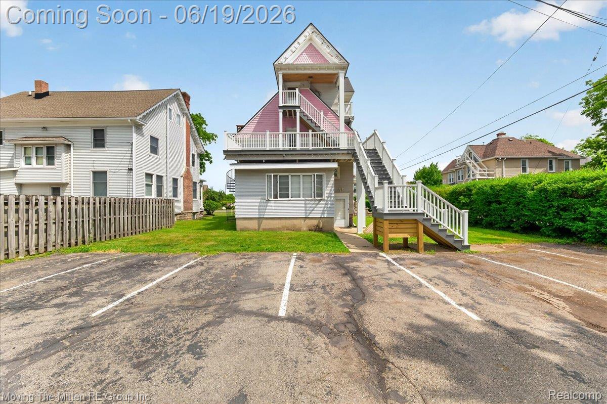 415 W Forest Avenue Property Photo 34