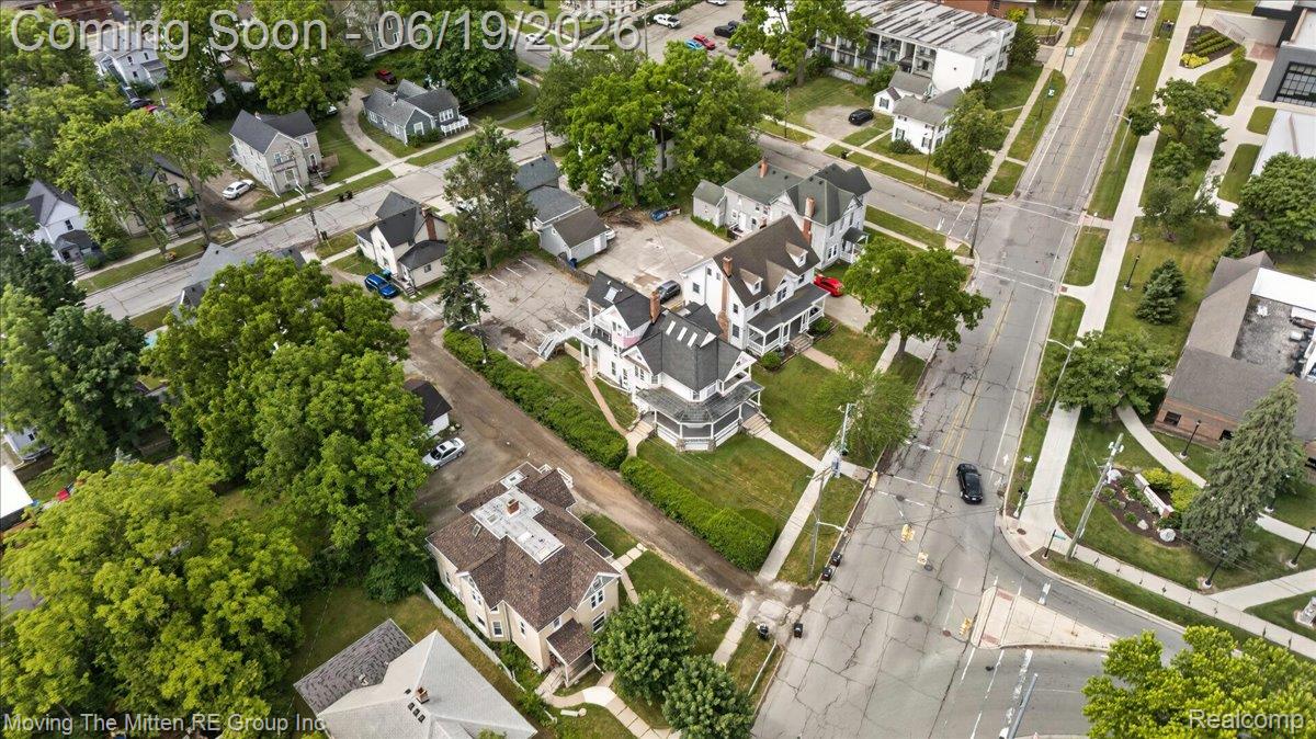 415 W Forest Avenue Property Photo 43