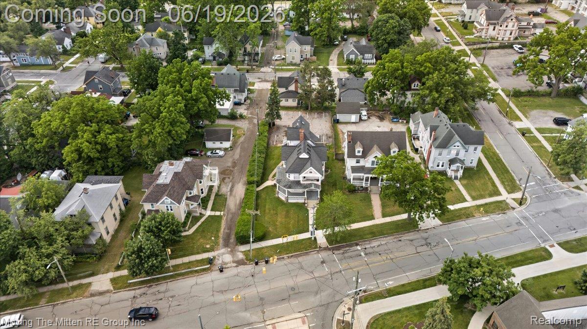 415 W Forest Avenue Property Photo 44