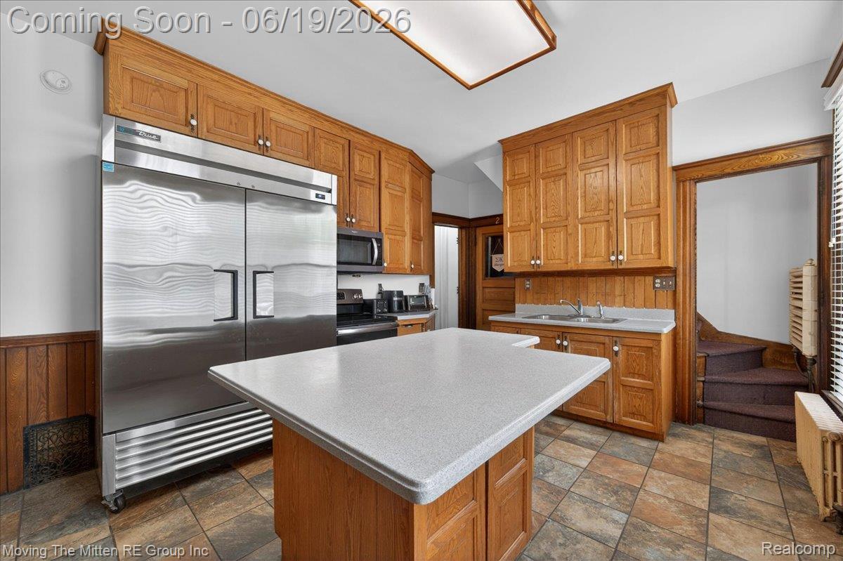 415 W Forest Avenue Property Photo 8