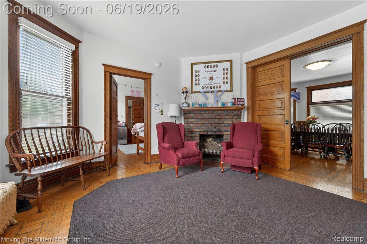 415 W Forest Avenue Property Photo 16
