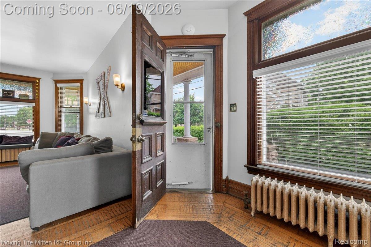 415 W Forest Avenue Property Photo 17