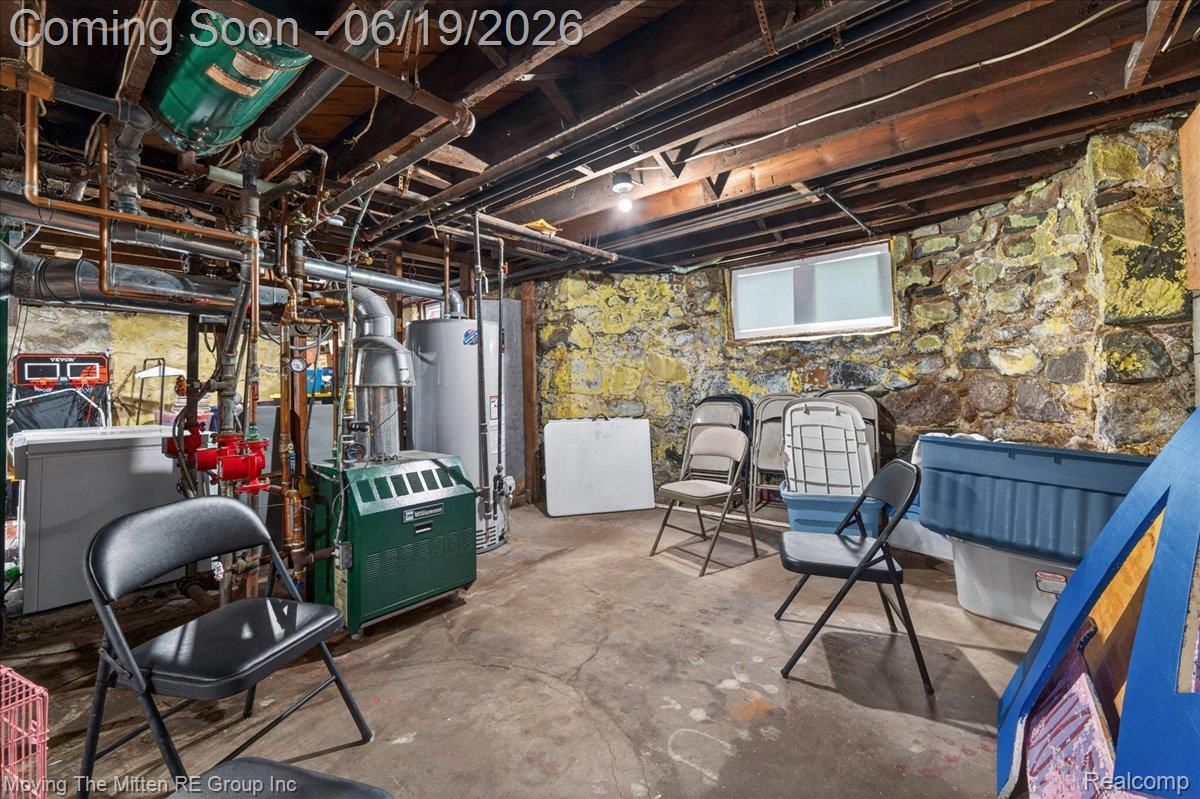 415 W Forest Avenue Property Photo 29