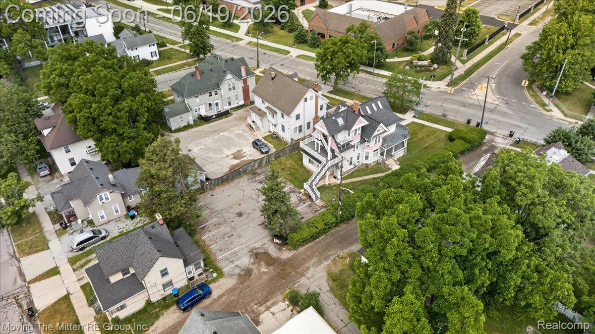 415 W Forest Avenue Property Photo 41