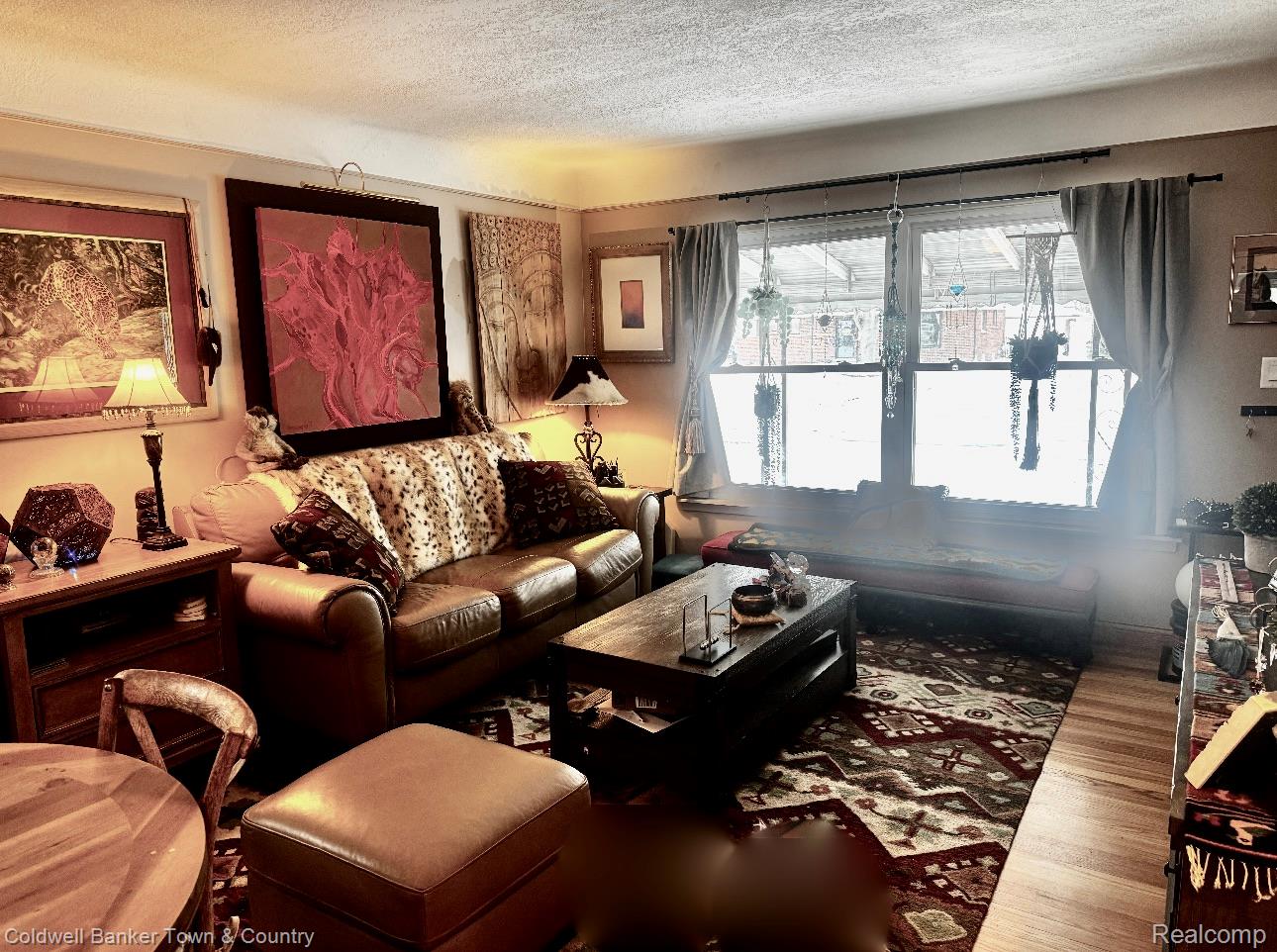 2470 Pinetree Drive Property Photo 4