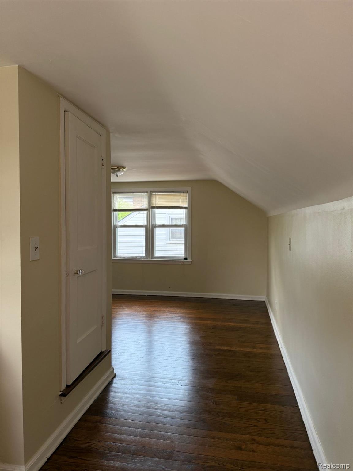 8687 Farmbrook Street Property Photo 6