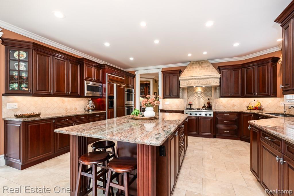 2737 Pebble Beach Drive Property Photo 21
