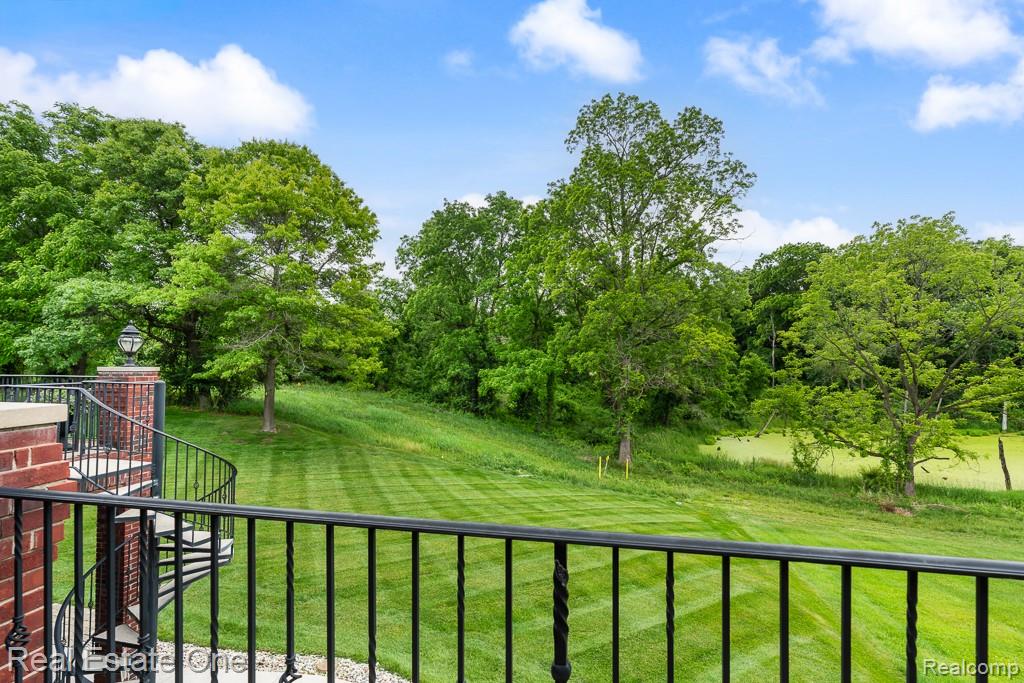2737 Pebble Beach Drive Property Photo 31