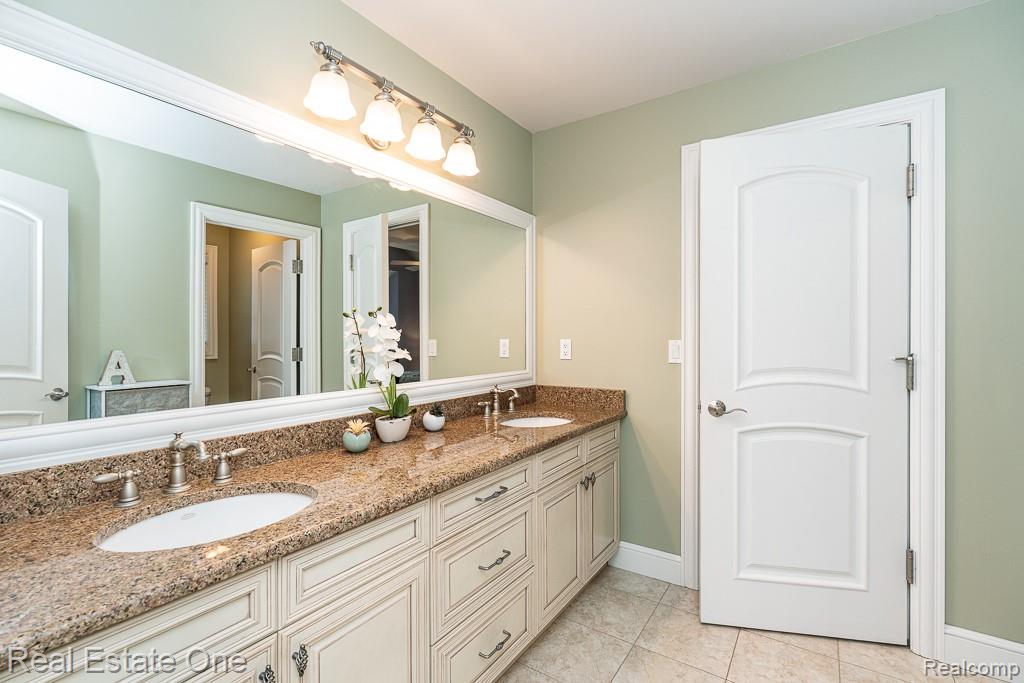 2737 Pebble Beach Drive Property Photo 45